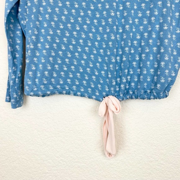 Eberjey Gisele Long Sleeve Pajama Top in Daisy Blue Shadow - Picture 4 of 6